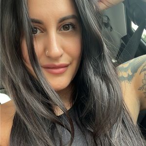 Meet your Posher, Jenna